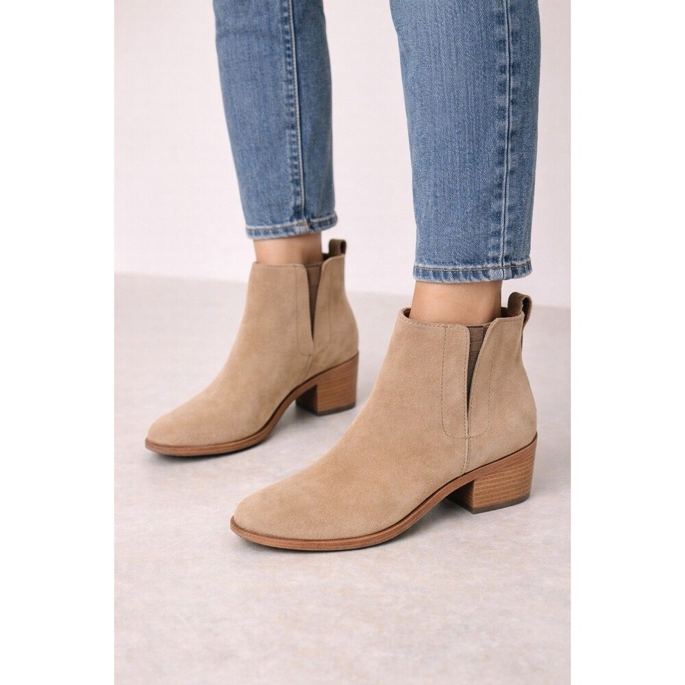 Kork-Ease Chelsea Ankle Boots Womens 8 Tan Suede Leather Low Heel Pull On Bootie